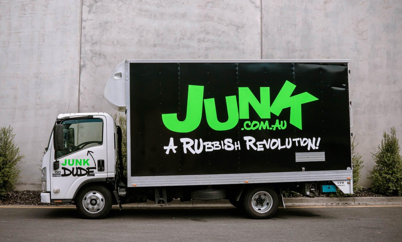 rubbish removal truck