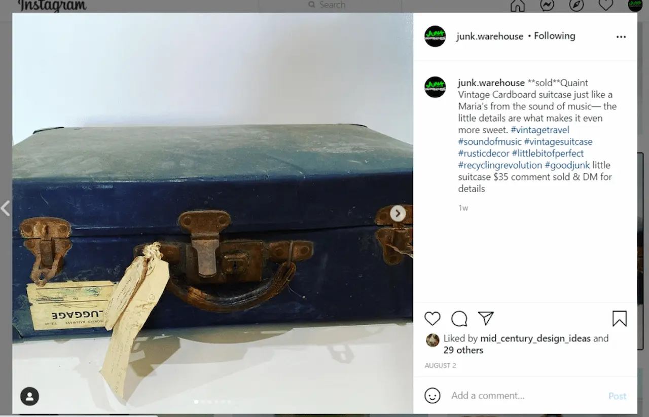 Junk.com.au Post a Vintage Suitcase