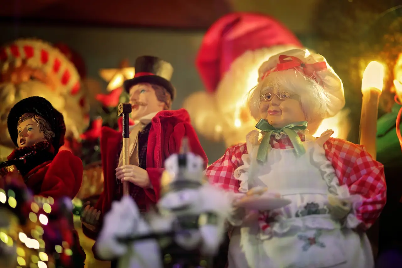 Mrs Santa Claus Christmas Holiday Scene at Lalor Park