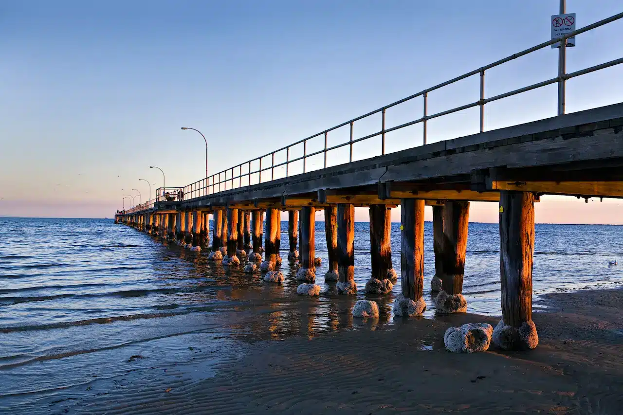 Altona Pier, a typical beach side suburb in Altona