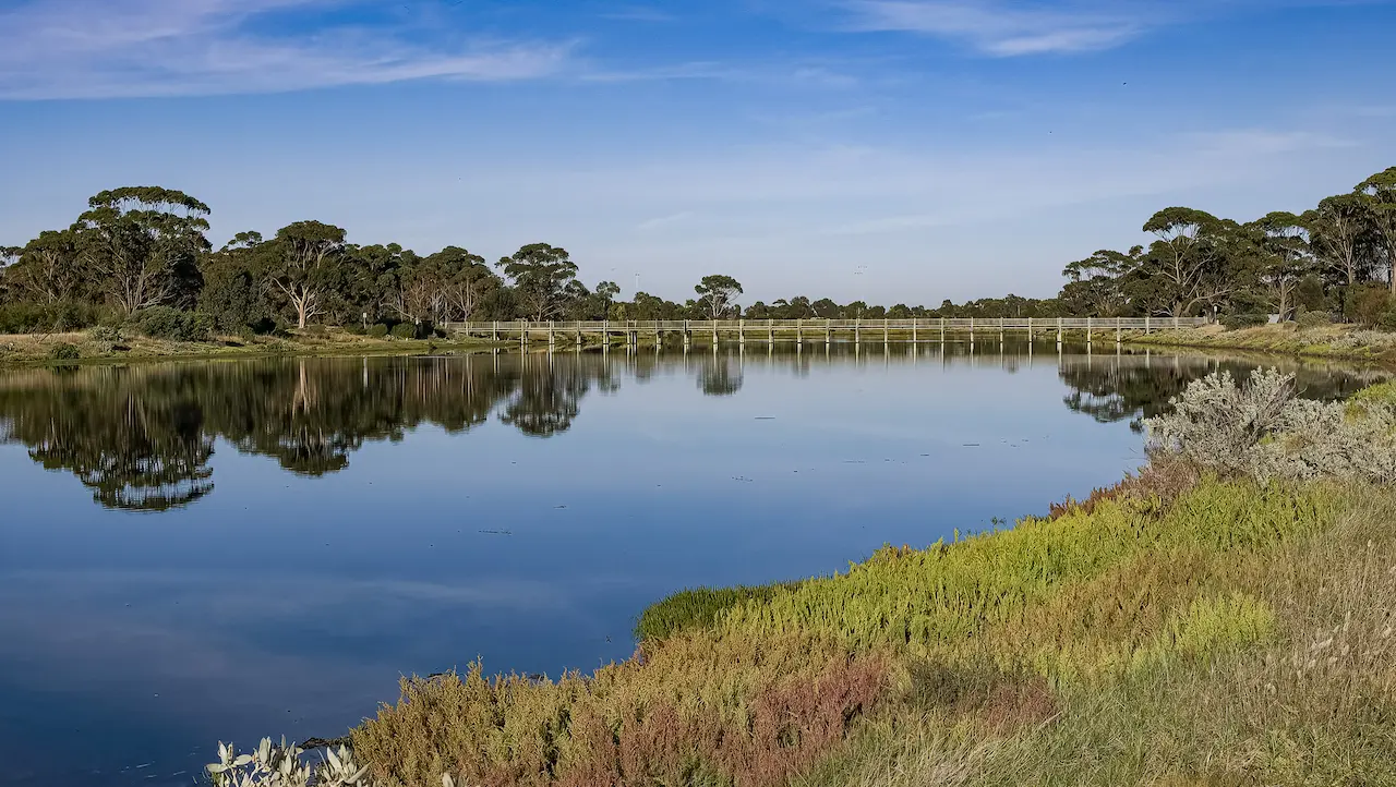 Lake View of Laverton North